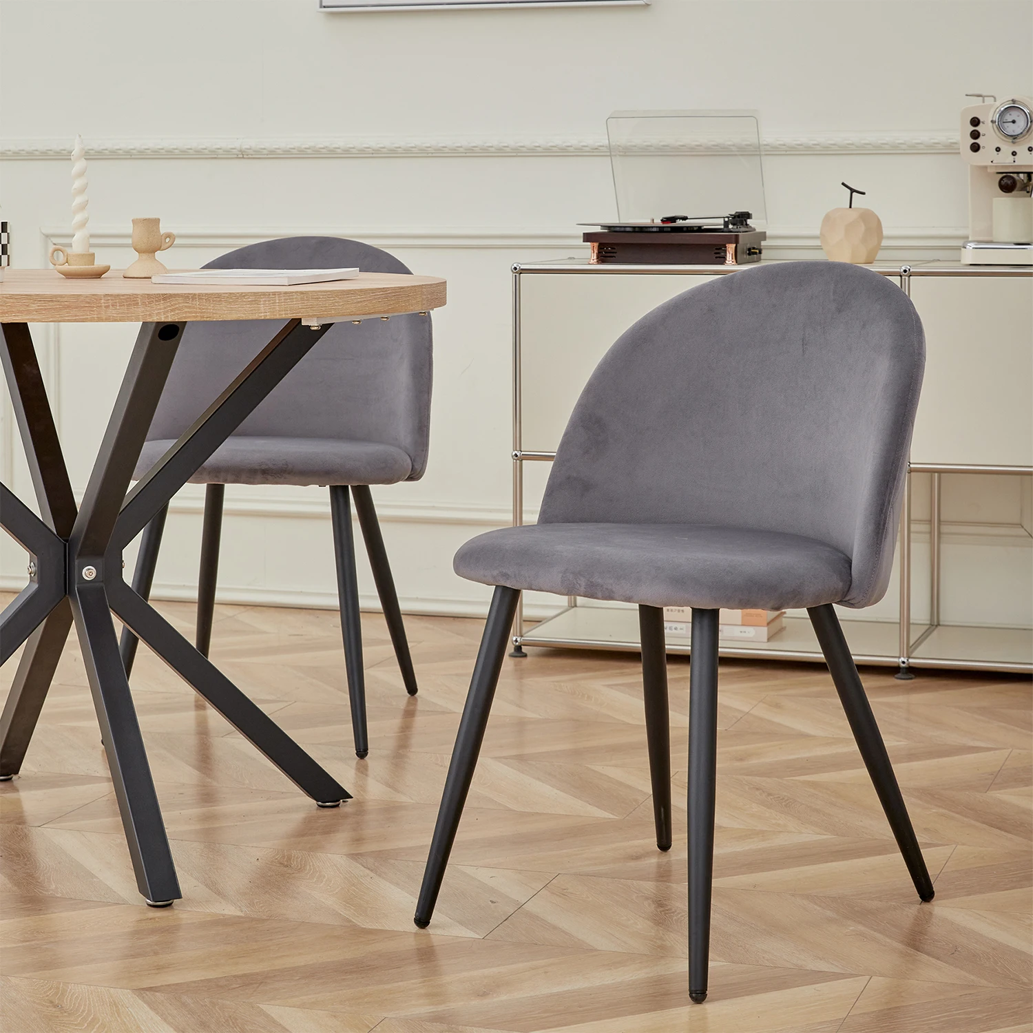 A Set of 4 Kitchen Nordic Dining Chairs Bedroom Velvet Dresser Party Modern Luxury Dining Chairs Design Unique Home Furniture