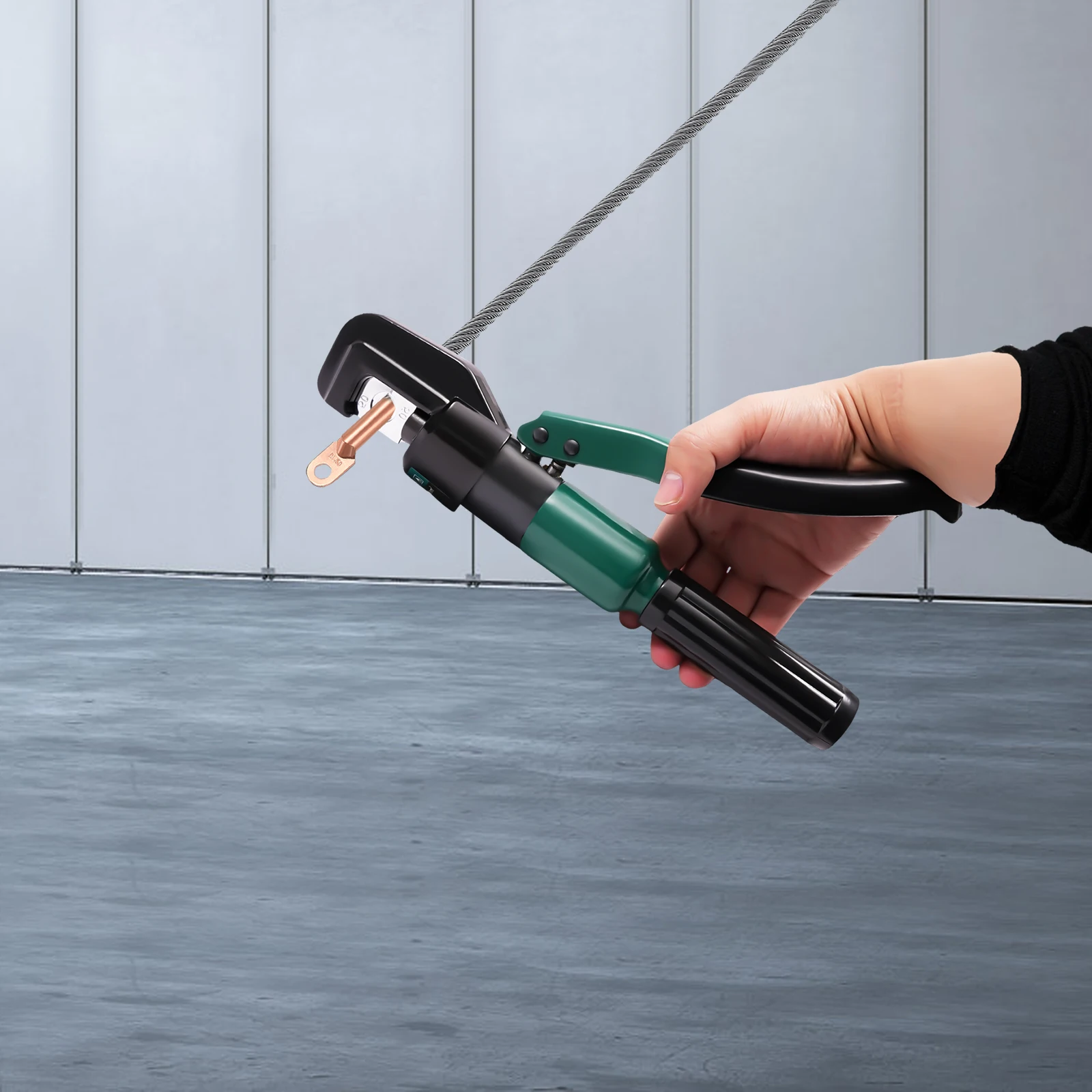 Hand Operated Hydraulic Crimping Tool YQK-70 60KN Manual Hydraulic Crimper with 8 Pairs of Dies 20CM Non-slip Rubber Handle