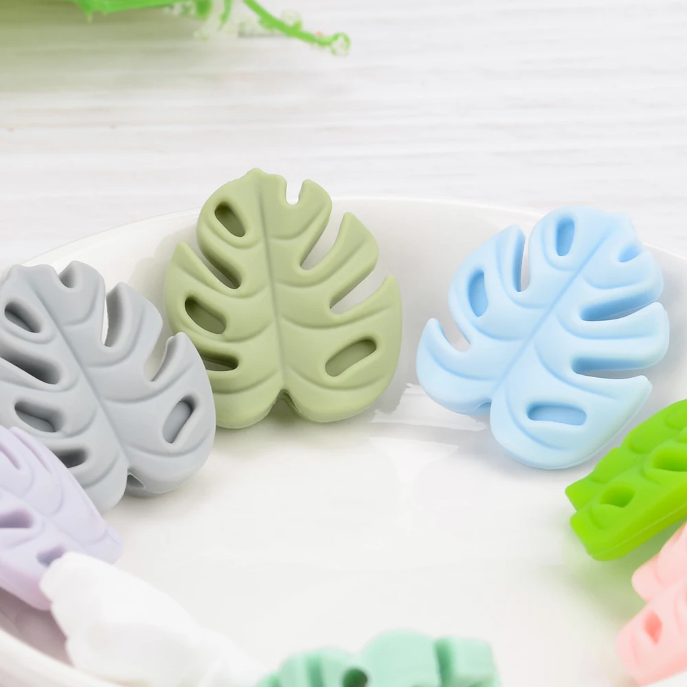 LOFCA 30pcs Monstera Deliciosa leaves Silicone Beads BPA Free Keychain Silicone Beads DIY Keychain Bead Jewelry Accessories