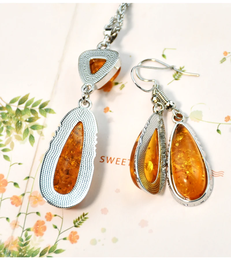 Yumfeel New Amber Pendant Necklace & Earrings Women Vintage Boho Vintage Jewelry Set