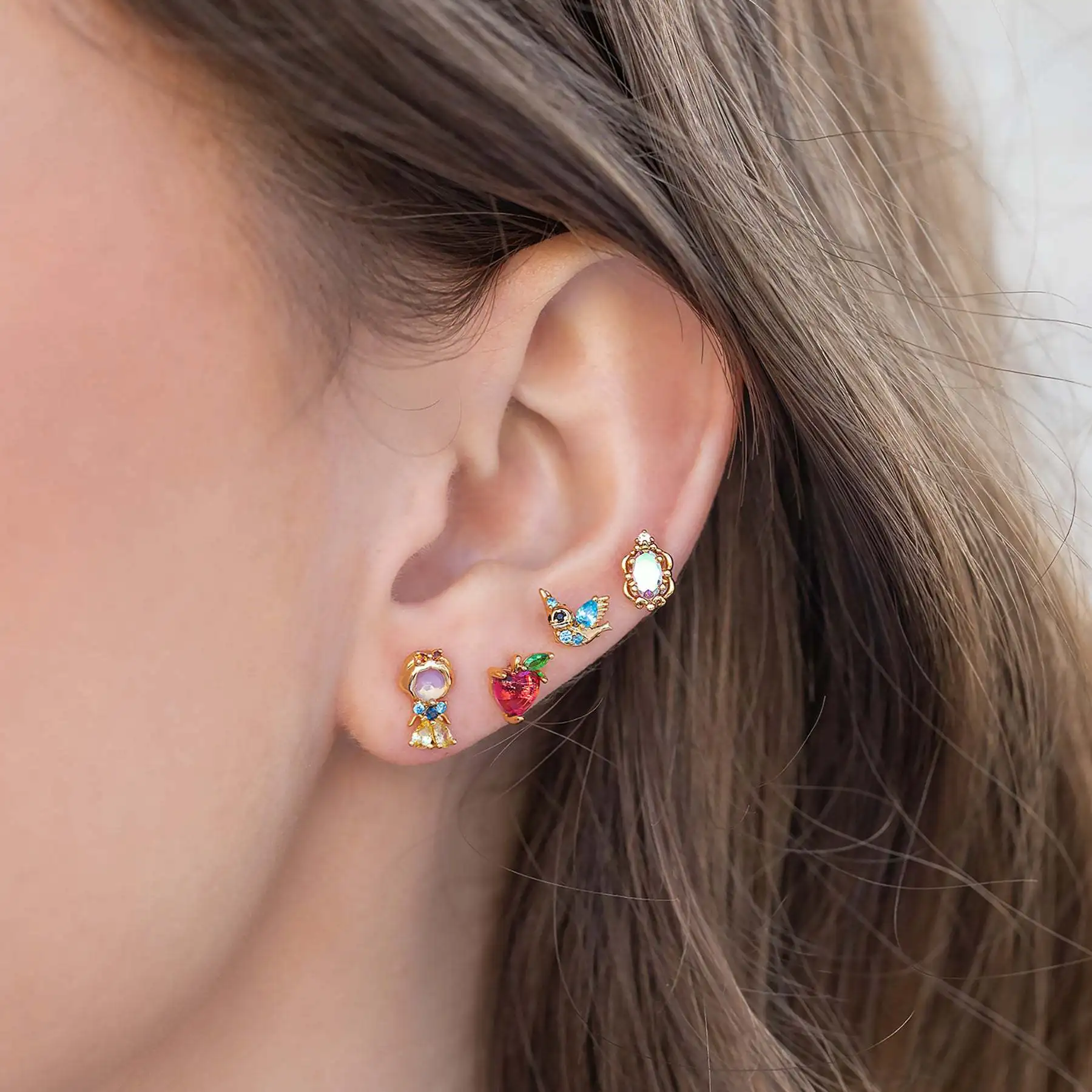 4Pcs Exquisite Cartoon Heart Earrings For Women Bling Zircon Stud Earring Girl Wedding Party Sweet Jewelry Piercing Brincos
