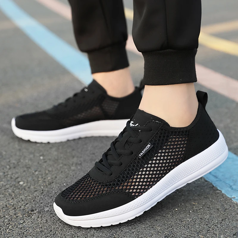 Men Soft Sport Shoes Breathable Fashion Mesh Running Shoes Comfortable Man High Quality Outdoor Lightweight Sneakers for Men
