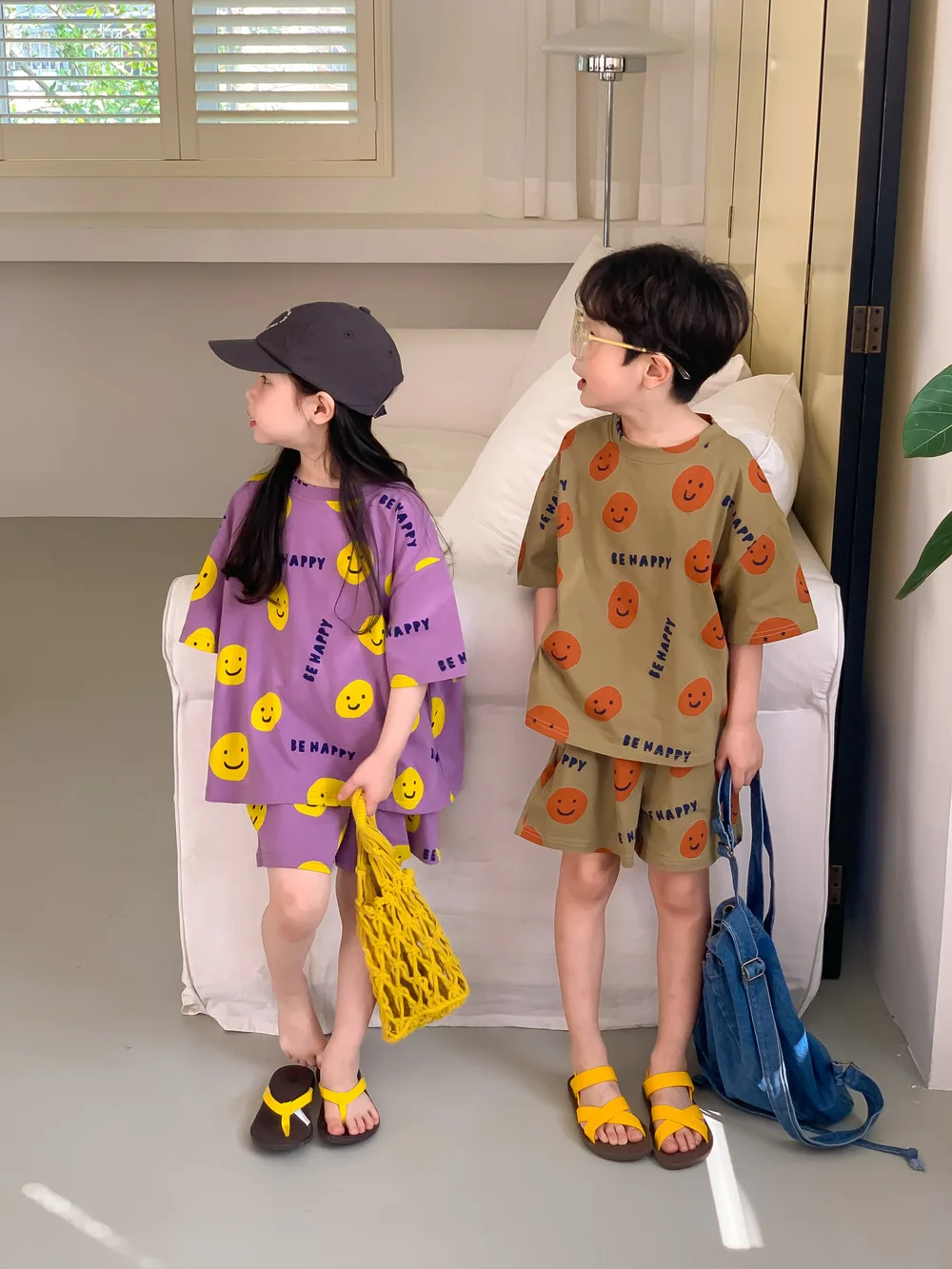 Summer Children's Korean Version Of The Casual Suit Short-Sleeved Shorts Boys And Girls Cartoon Smiley Face In Small Children Su