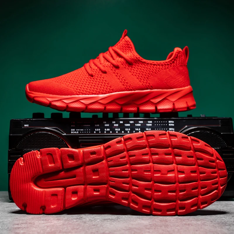 Men Sneakers Breathable light Running Shoes Four Seasons plus size Classic Casual Sports Shoes Platform Sneaker walking shoes