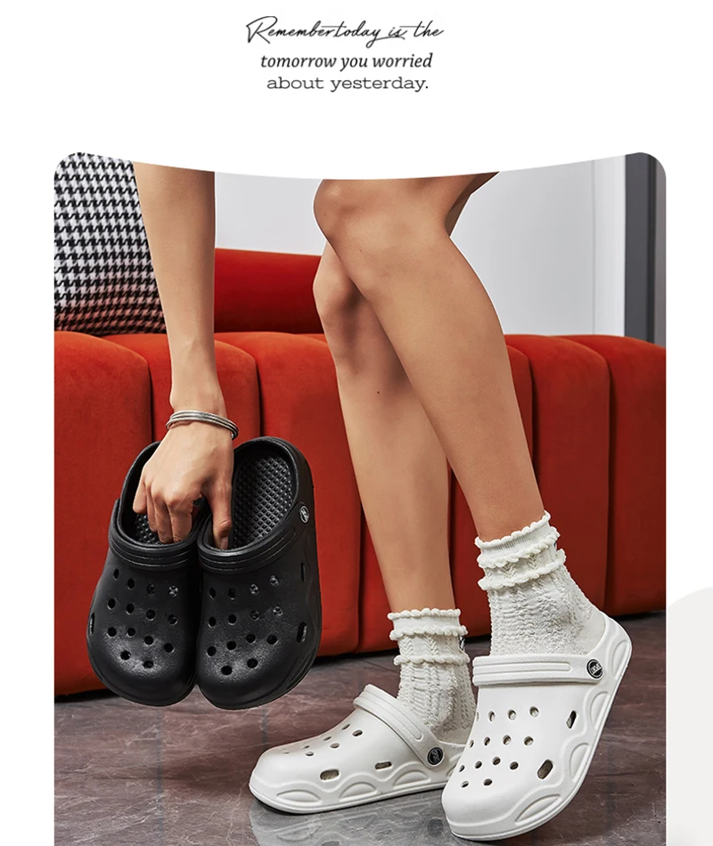 Summer Comfortable Clogs Slippers for Women Lightweight Anti Slip Beach Sandals Woman Fashion White EVA Waterproof Garden Shoes