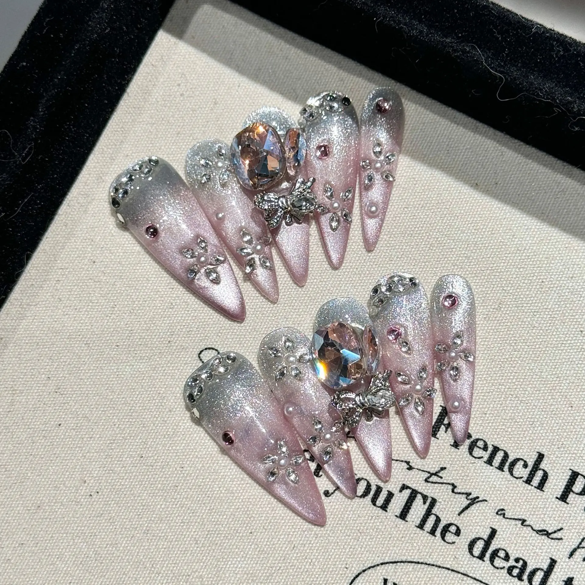 Handmade Press on Nails Shiny Pink Cat Eye Fake Nails for Women Girl Wearable Glitter Full Crystal Design False Nail Tips