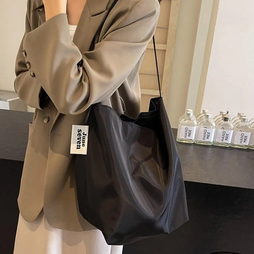Women's Tote Shoulder Bag Large Capacity Minimalist Stylish Lazy Style Lightweight Student Class Bucket Bag Retro Shopping Bag