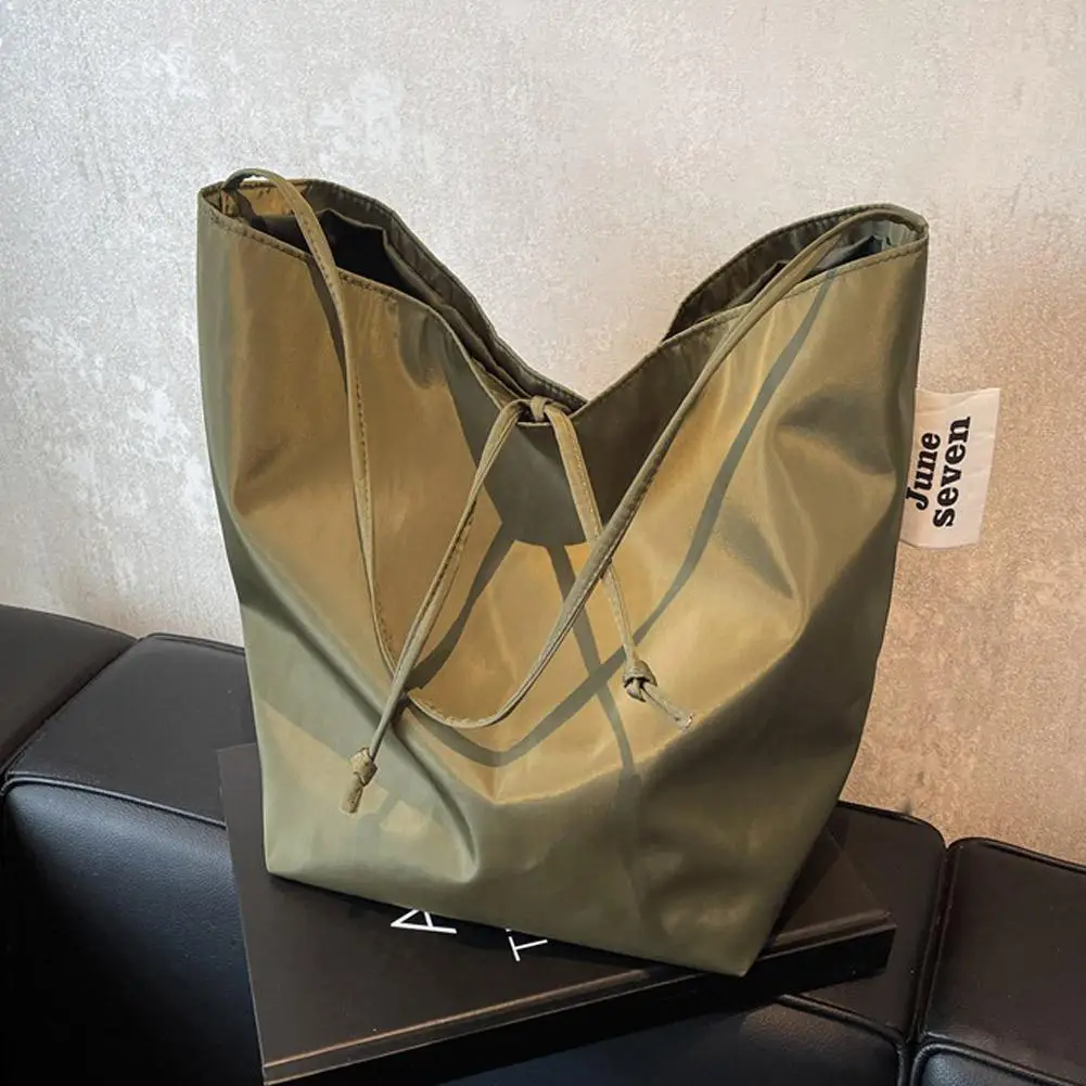 Women's Tote Shoulder Bag Large Capacity Minimalist Stylish Lazy Style Lightweight Student Class Bucket Bag Retro Shopping Bag