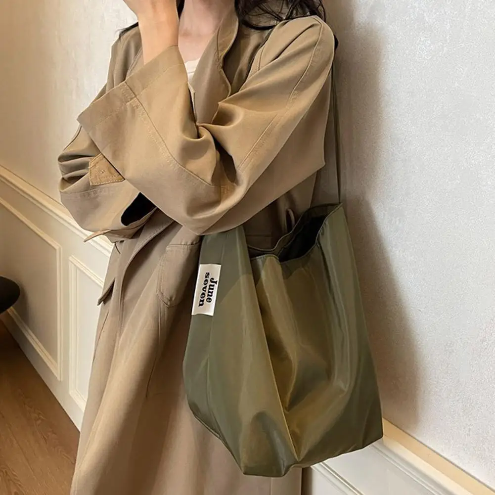 Women's Tote Shoulder Bag Large Capacity Minimalist Stylish Lazy Style Lightweight Student Class Bucket Bag Retro Shopping Bag