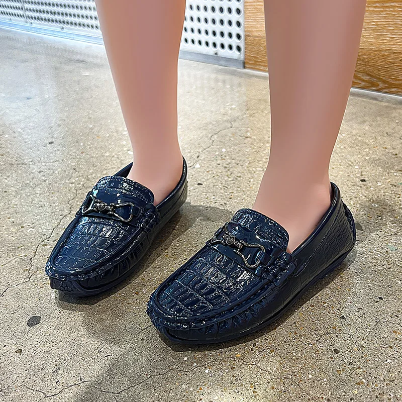 Boys Loafers Non-slip Children's Leather Shoes All-match Four Seasons Metal Buckle 2024 Shiny Simple Kids Fashion Moccasin Shoes