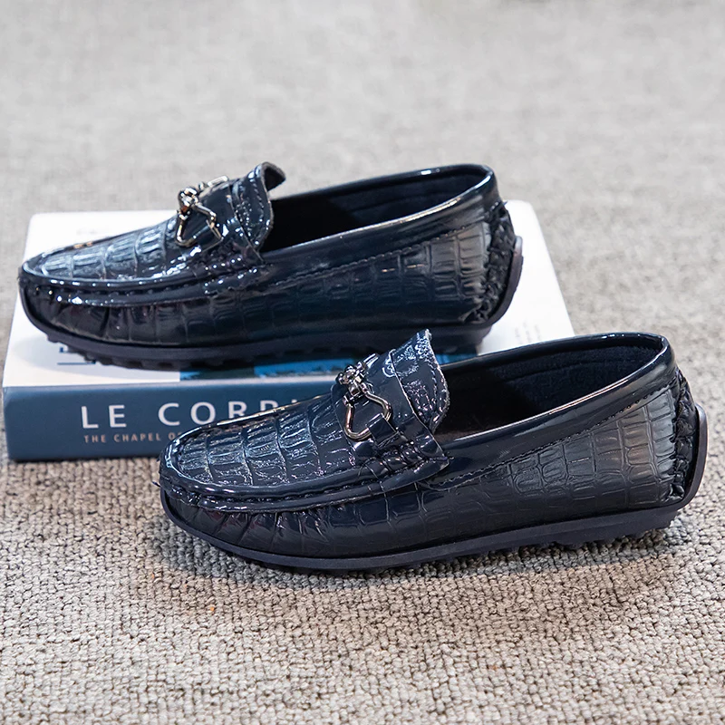 Boys Loafers Non-slip Children's Leather Shoes All-match Four Seasons Metal Buckle 2024 Shiny Simple Kids Fashion Moccasin Shoes
