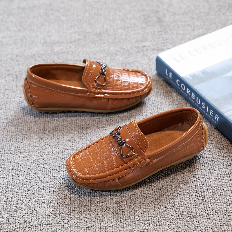 Boys Loafers Non-slip Children's Leather Shoes All-match Four Seasons Metal Buckle 2024 Shiny Simple Kids Fashion Moccasin Shoes