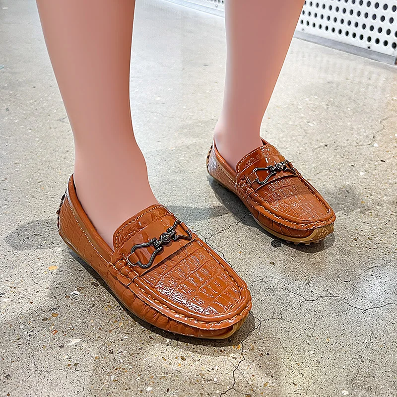 Boys Loafers Non-slip Children's Leather Shoes All-match Four Seasons Metal Buckle 2024 Shiny Simple Kids Fashion Moccasin Shoes