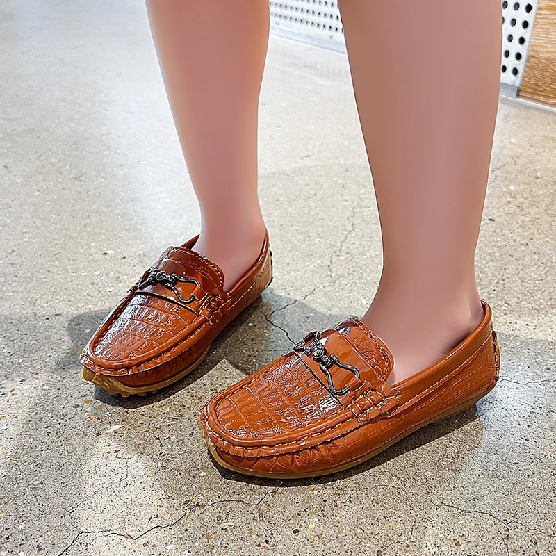 Boys Loafers Non-slip Children's Leather Shoes All-match Four Seasons Metal Buckle 2024 Shiny Simple Kids Fashion Moccasin Shoes