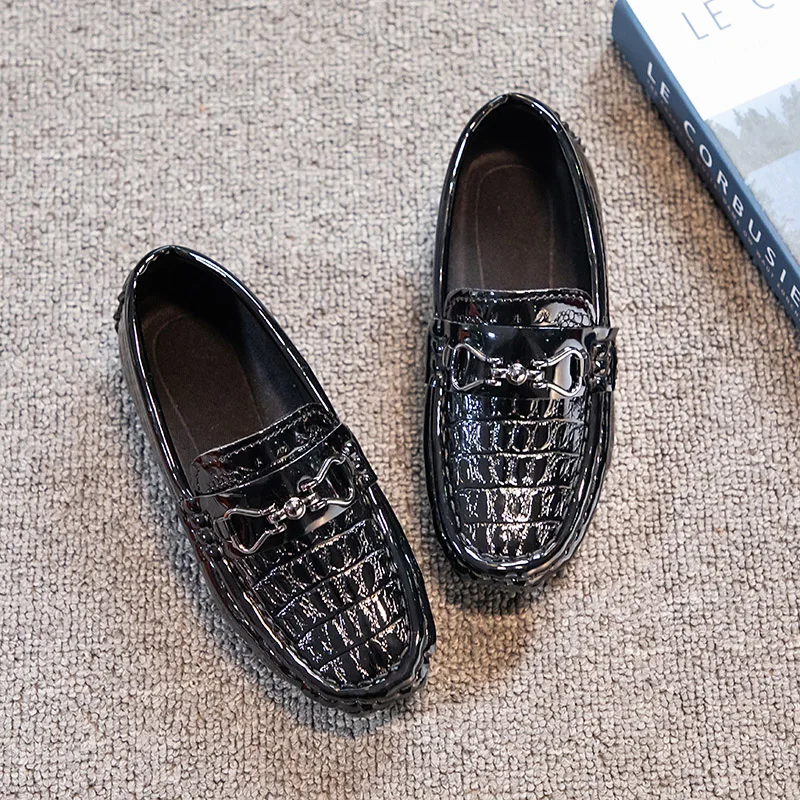 Boys Loafers Non-slip Children's Leather Shoes All-match Four Seasons Metal Buckle 2024 Shiny Simple Kids Fashion Moccasin Shoes