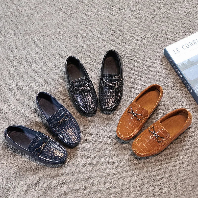 Boys Loafers Non-slip Children's Leather Shoes All-match Four Seasons Metal Buckle 2024 Shiny Simple Kids Fashion Moccasin Shoes