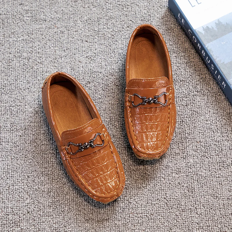 Boys Loafers Non-slip Children's Leather Shoes All-match Four Seasons Metal Buckle 2024 Shiny Simple Kids Fashion Moccasin Shoes