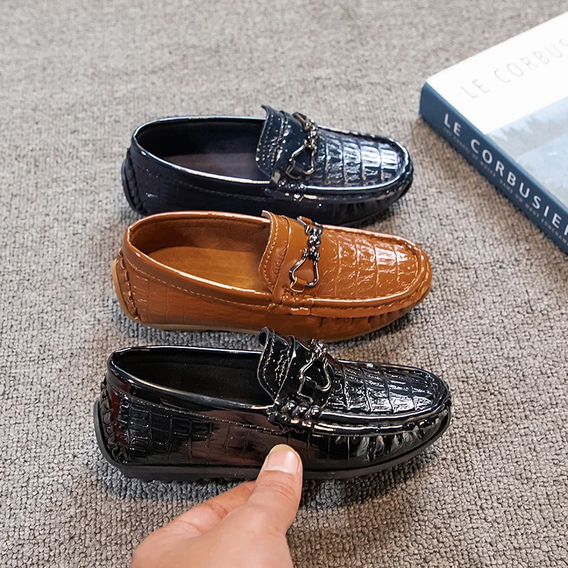 Boys Loafers Non-slip Children's Leather Shoes All-match Four Seasons Metal Buckle 2024 Shiny Simple Kids Fashion Moccasin Shoes