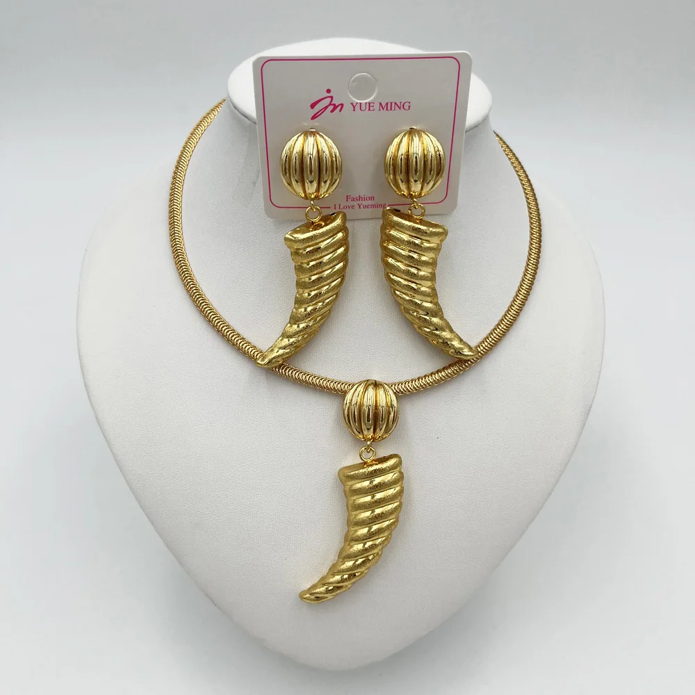 Dubai Jewelry Sets For Women Large Earrings and Pendant Necklace 2Pcs Set Nigeria Bridal Weddings Party Accessory Gifts
