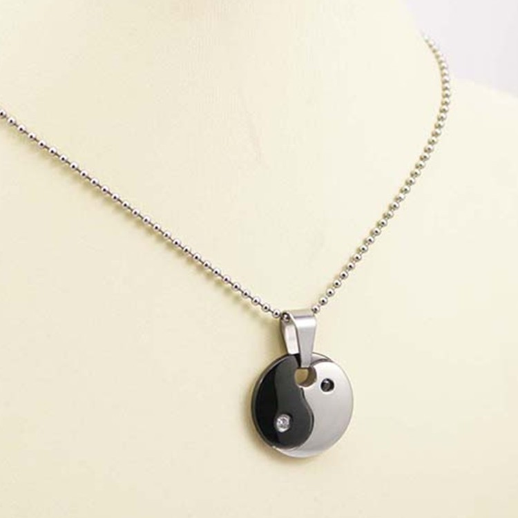 Big Thick Hang Slide Hollow Number 8 Pendant Necklace for Women Men Gold Silver Color O Chain Necklace Jewelry Gifts