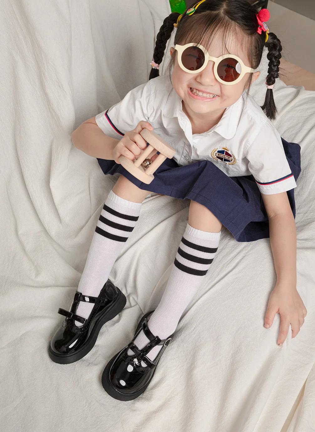 New Fashion Children's Shoes Simple Bow T Buckle Black Leather Shoes Classic Cute Versatile Princess Dress Shoes