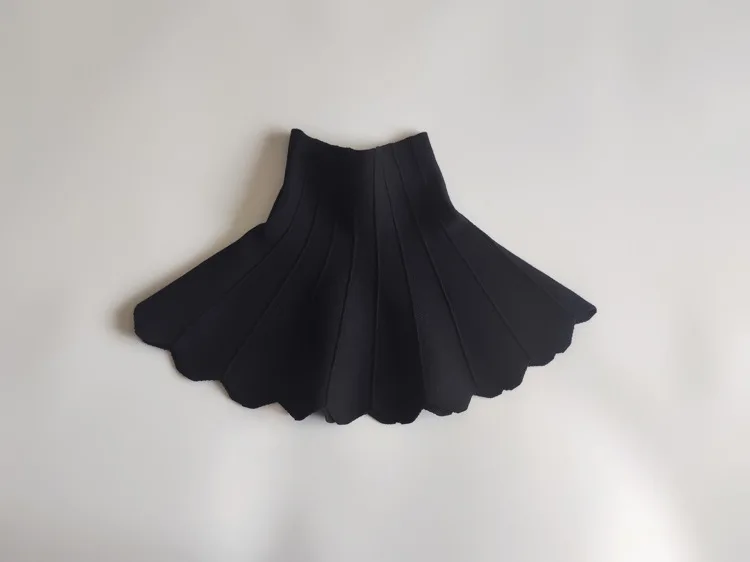 2023 Autumn And Winter New Products Children's Knitted Skirt Wavy Tutu Skirt Girls Thick Ruffled Umbrella Skirt