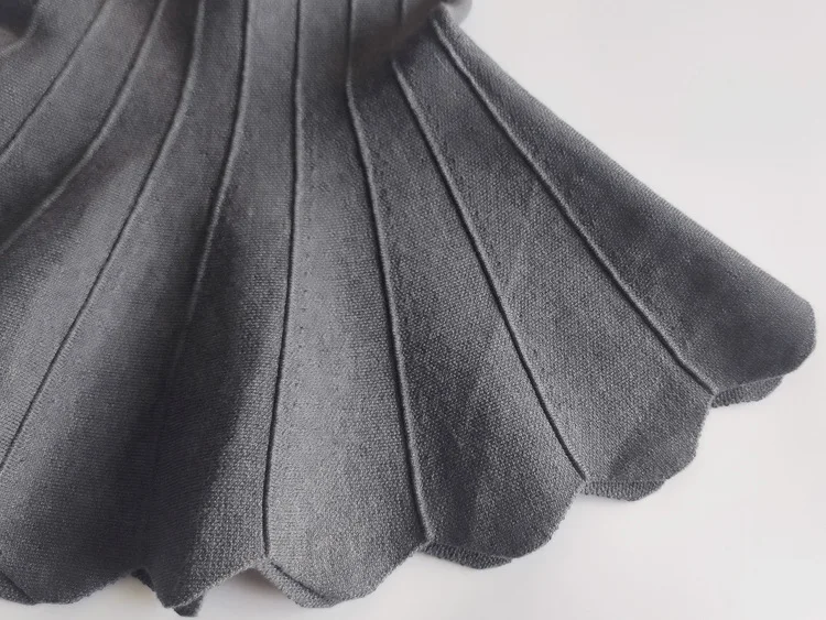2023 Autumn And Winter New Products Children's Knitted Skirt Wavy Tutu Skirt Girls Thick Ruffled Umbrella Skirt