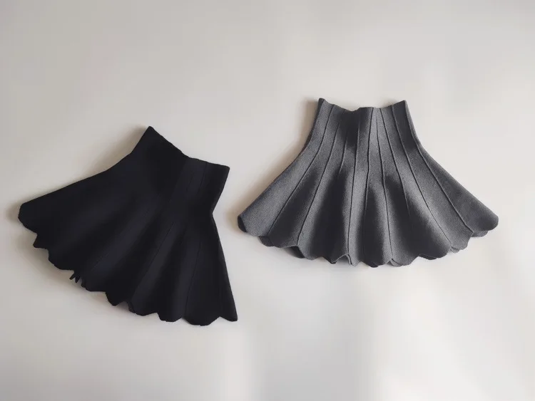 2023 Autumn And Winter New Products Children's Knitted Skirt Wavy Tutu Skirt Girls Thick Ruffled Umbrella Skirt