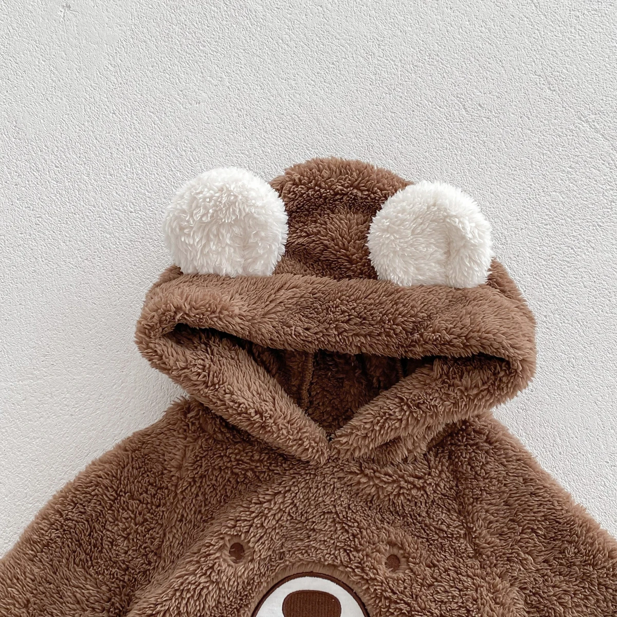 Baby Hooded Romper Bear Ears Cute Plush Baby Clothes Winter 0-2 Years Old Korean version Baby Clothes Baby Romper