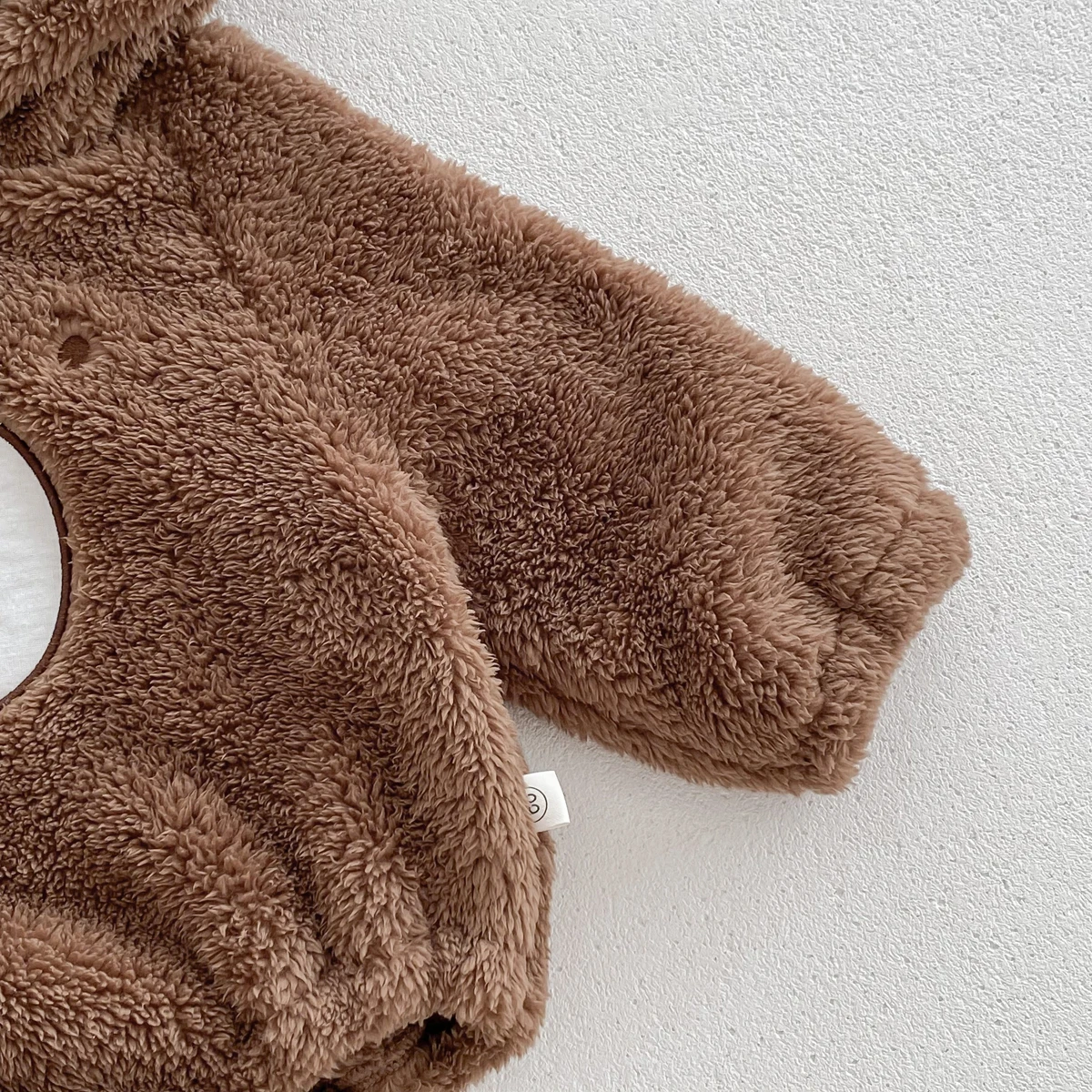 Baby Hooded Romper Bear Ears Cute Plush Baby Clothes Winter 0-2 Years Old Korean version Baby Clothes Baby Romper
