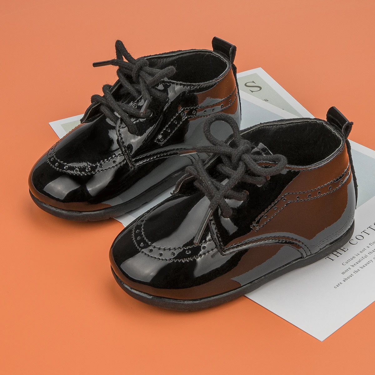 Baby Retro Leather Shoes Boy Girl Shoes Toddler Rubber Sole Anti-slip First Walkers Newborn Infant Moccasins Baby Crib Shoes