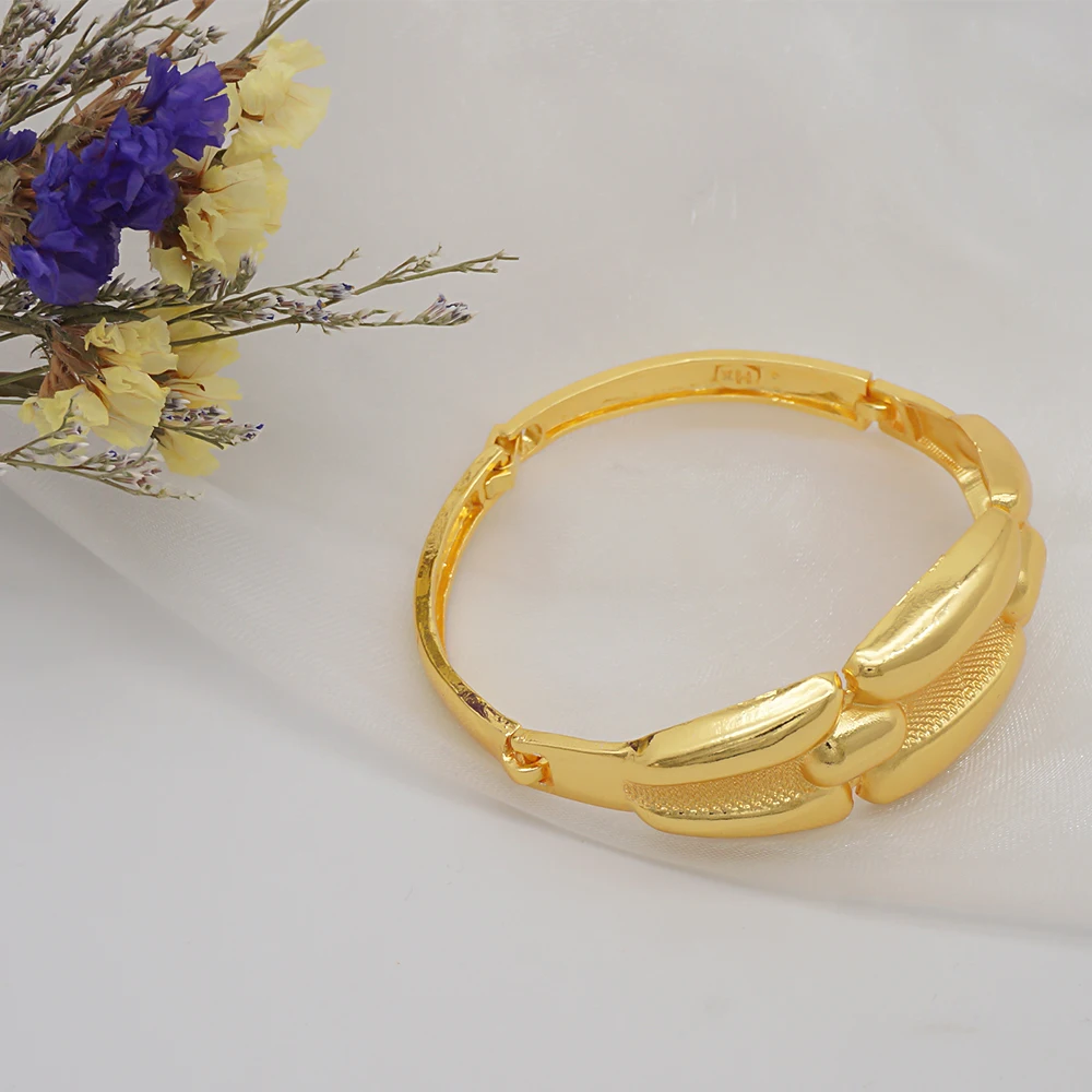 Dubai Gold Color Jewelry Sets African Indian Wedding Bridal Wife Gifts Necklace Bracelet Earrings Ring Jewelry for Women 2022