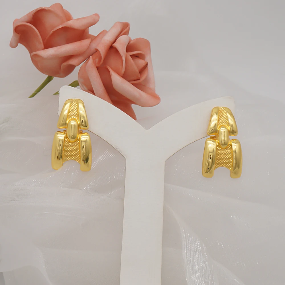 Dubai Gold Color Jewelry Sets African Indian Wedding Bridal Wife Gifts Necklace Bracelet Earrings Ring Jewelry for Women 2022