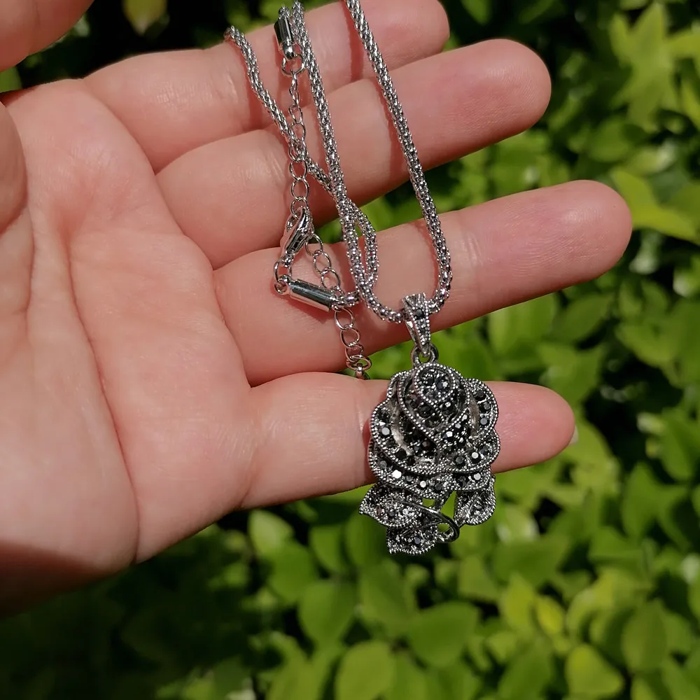 Ajojewel Black Marcasite Rose Flower Jewelry Sets For Women Vintage Necklace Earring And Ring Elegant Gift For Party/Wedding