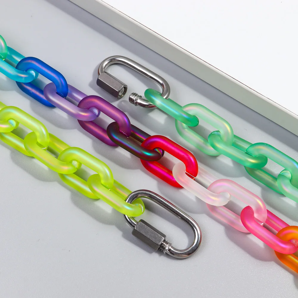 FishSheep Trendy Colorful Acrylic Chain Lock Pendant Necklaces for Men Women Resin Long Link Buckle Necklace Male Jewelry Gifts