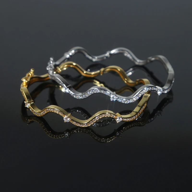 High Quality Fashion Women Jewelry Micro Paved 5A Cubic Zirconia CZ Wave Band Bangle Bracelet