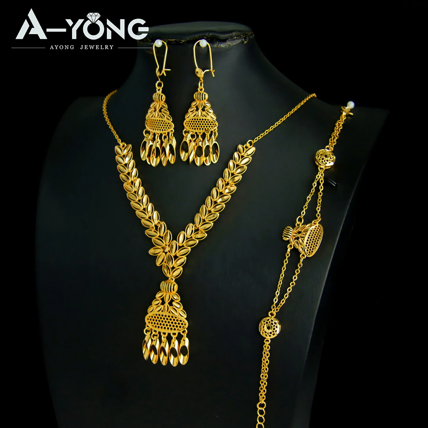 Luxury Dubai Wedding Jewelry Set 21k Gold Plated Arab Bridal Gold Necklace Bracelet Earrings Brazilian Women Vintage Jewelrys