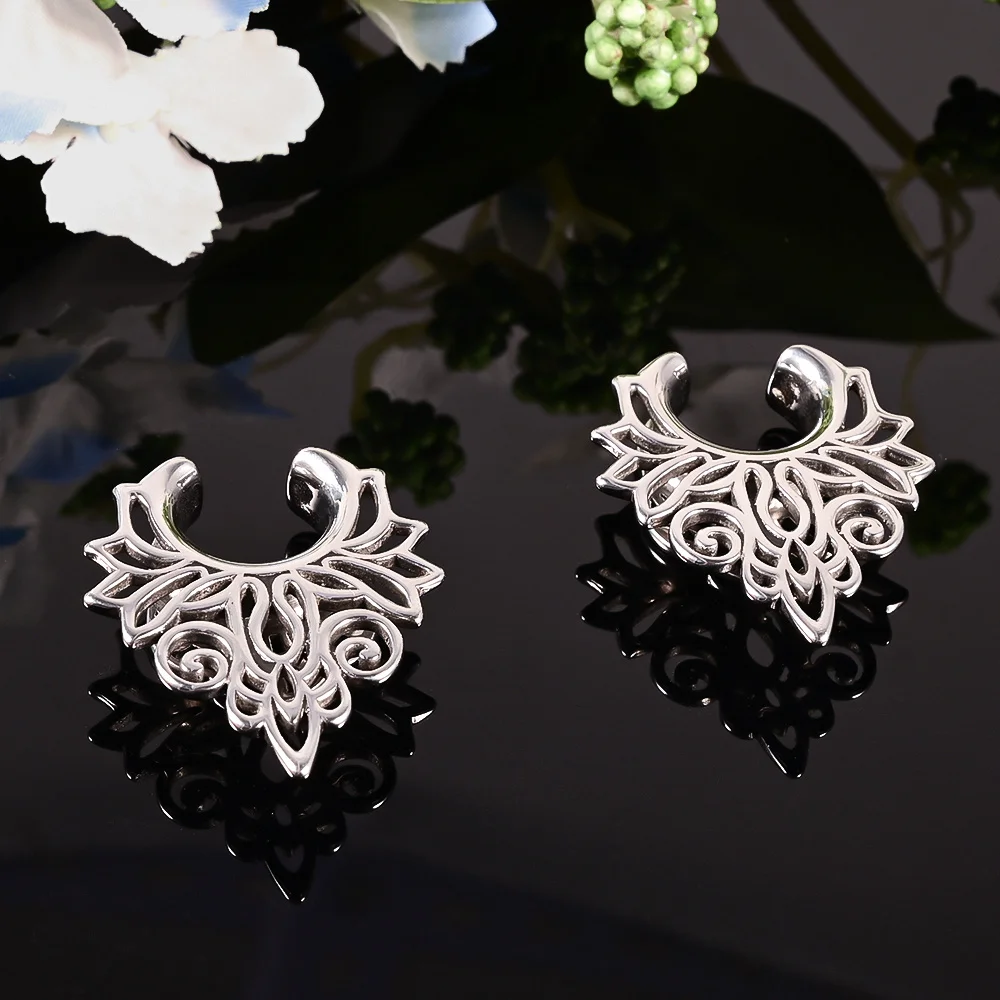 Doearko 2PCS Retro Floral Ear Plugs Tunnels Saddle Gauges 0g-5/8" Stainless Steel Body Piercing Earrings for Stretched Earlobe