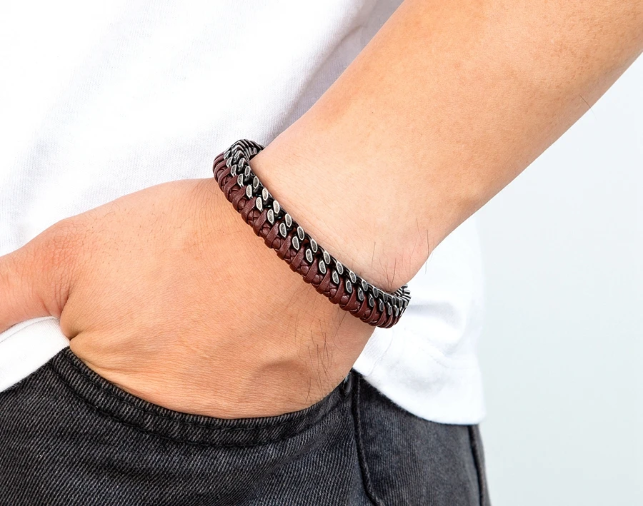 XQNI Luxury Vintage Handmade Leather Braid Men Bracelet Stainless Steel Buckle Business Men's Bangles For Friend Partner Lovers