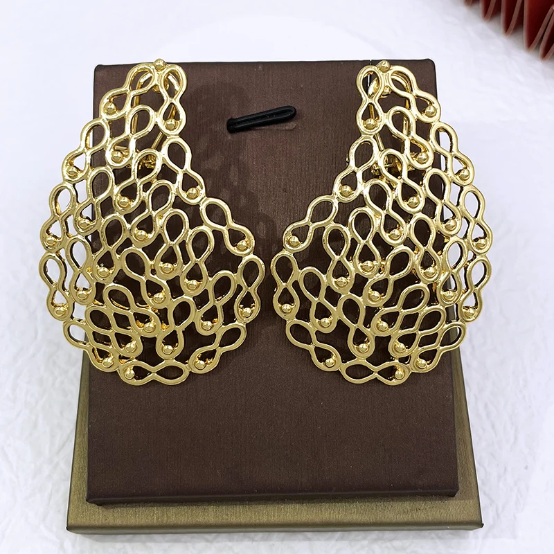 Women Hoop Earrings 18K Gold Plated Latest Fashion Jewelry Wedding Party Gift Accessories 2023 Trending