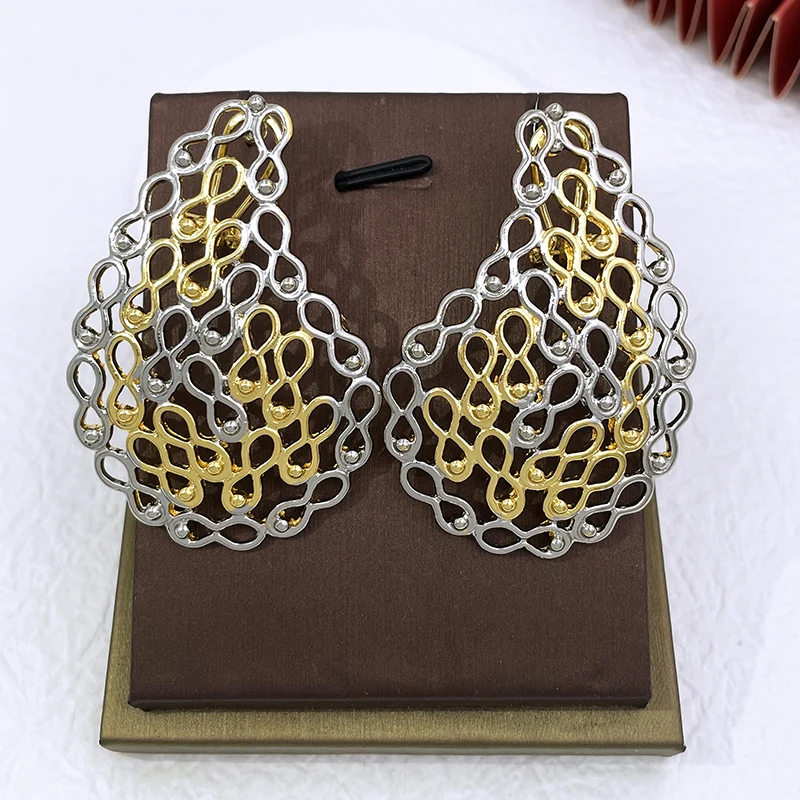 Women Hoop Earrings 18K Gold Plated Latest Fashion Jewelry Wedding Party Gift Accessories 2023 Trending
