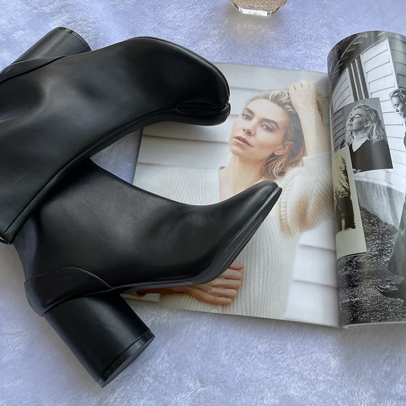 2026 Luxury Brand Design Leather Tabi Boots Fashion Round Chunky High Heel Ankle Boots For Women Autumn Winter Split Toe Shoes