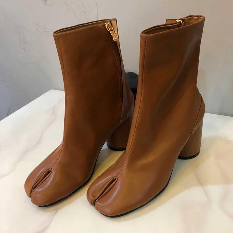 2026 Luxury Brand Design Leather Tabi Boots Fashion Round Chunky High Heel Ankle Boots For Women Autumn Winter Split Toe Shoes
