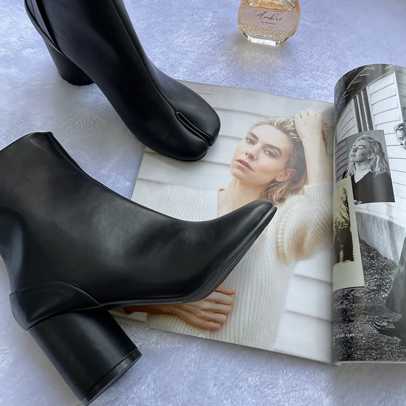 2026 Luxury Brand Design Leather Tabi Boots Fashion Round Chunky High Heel Ankle Boots For Women Autumn Winter Split Toe Shoes