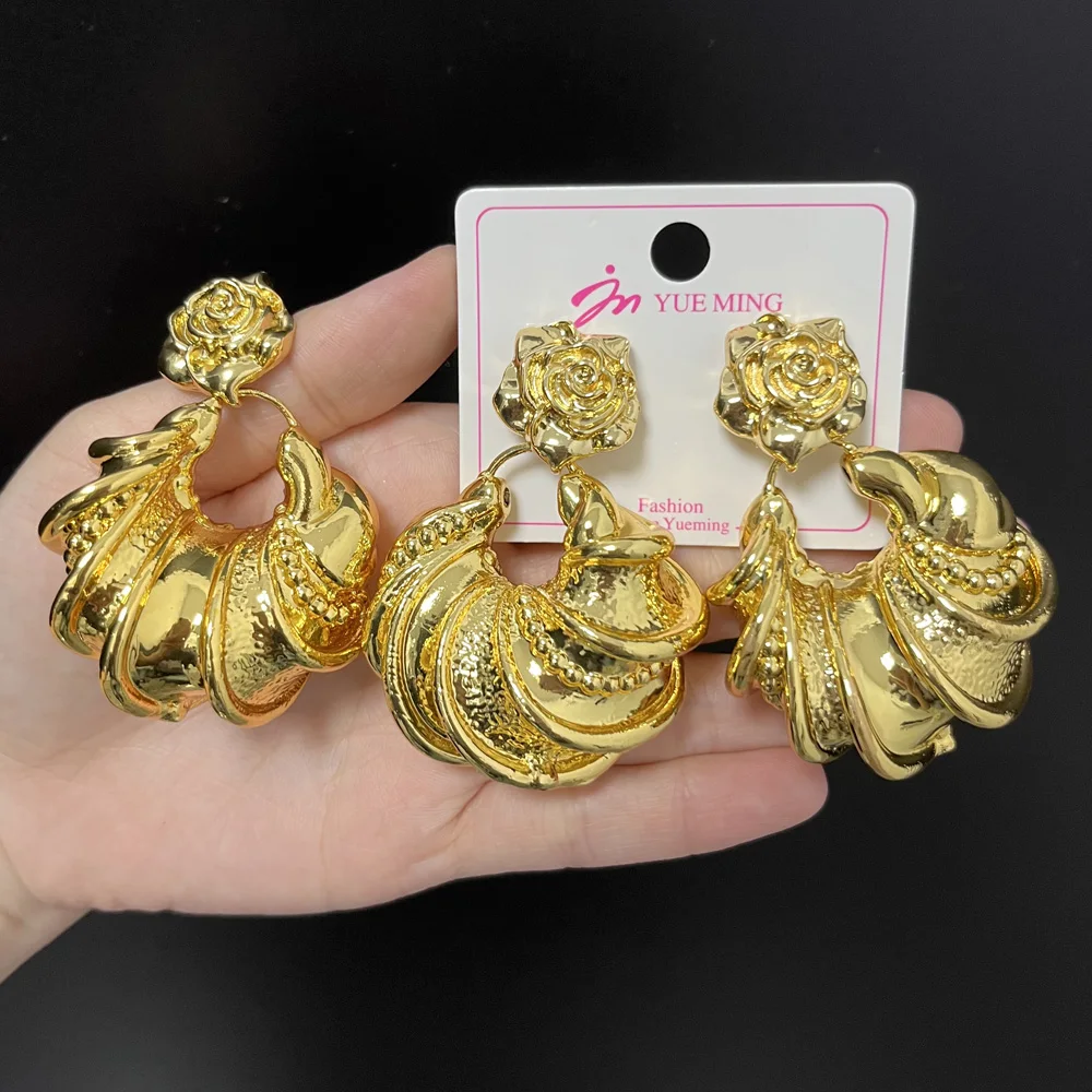 African Jewelry Set Irregular Design Hoop Earrings and Pendant 2PCS Set for Weddings Bridal Necklace Earrings Accessory