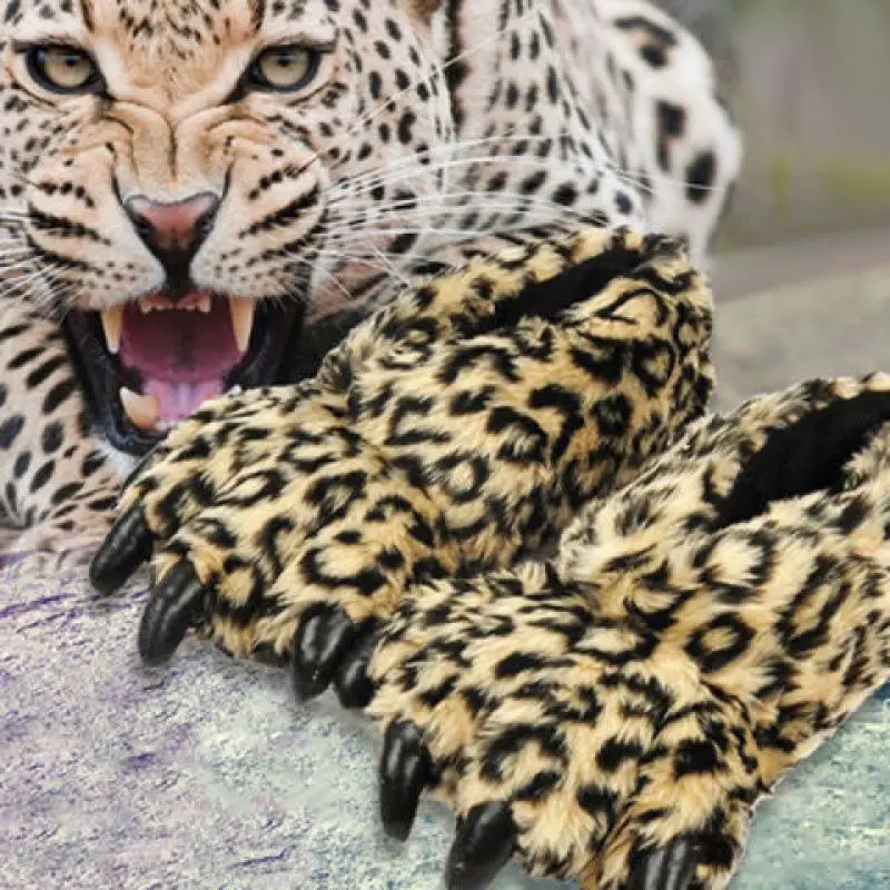 2022 New Arrival Women's Paw Slippers Designer Funny Animal Claw Home Furry Shoes Women Men Plush Warm Slippers Furry Slides