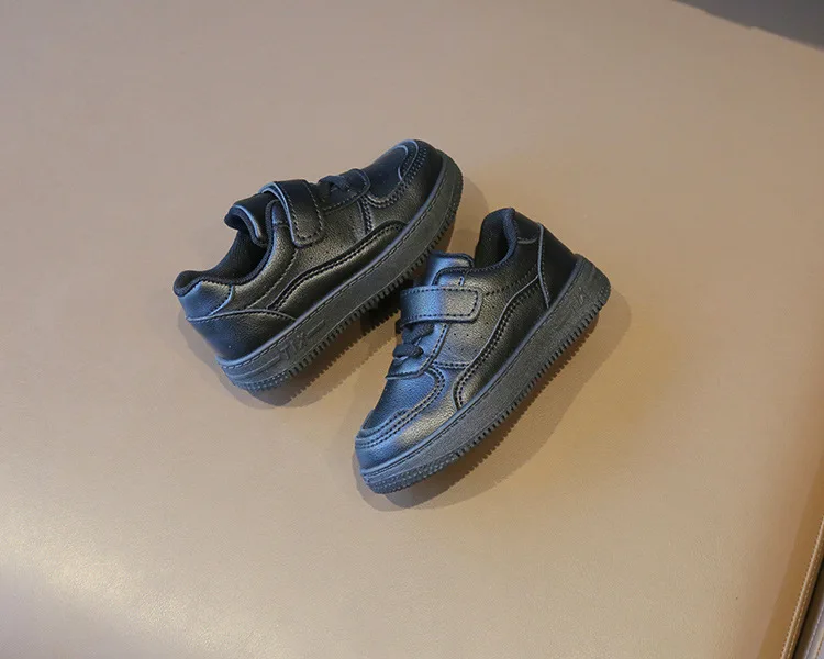 Tenis Sneakers Kids Spring/Autumn New Boys Girls Sports Shoes Casual Board Shoes Leather Soft Soled Children Small White Shoes