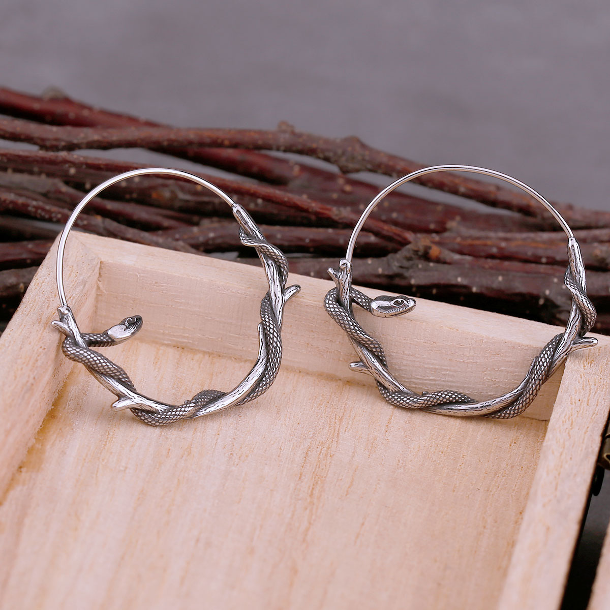 Gothic Animal Snake Hoop Earrings Fashion Simple Stainless Steel Men's and Women's Universal Earrings Rock Party Jewelry Gifts