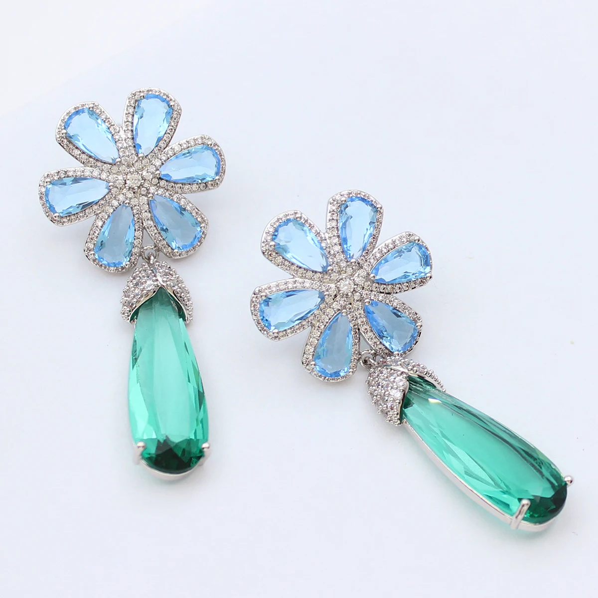 Luxury Women Earrings Long Tassel Party Bridal Wedding Jewelry Green Red Purple Zircon Small Water Drop Earrings for Women Gift