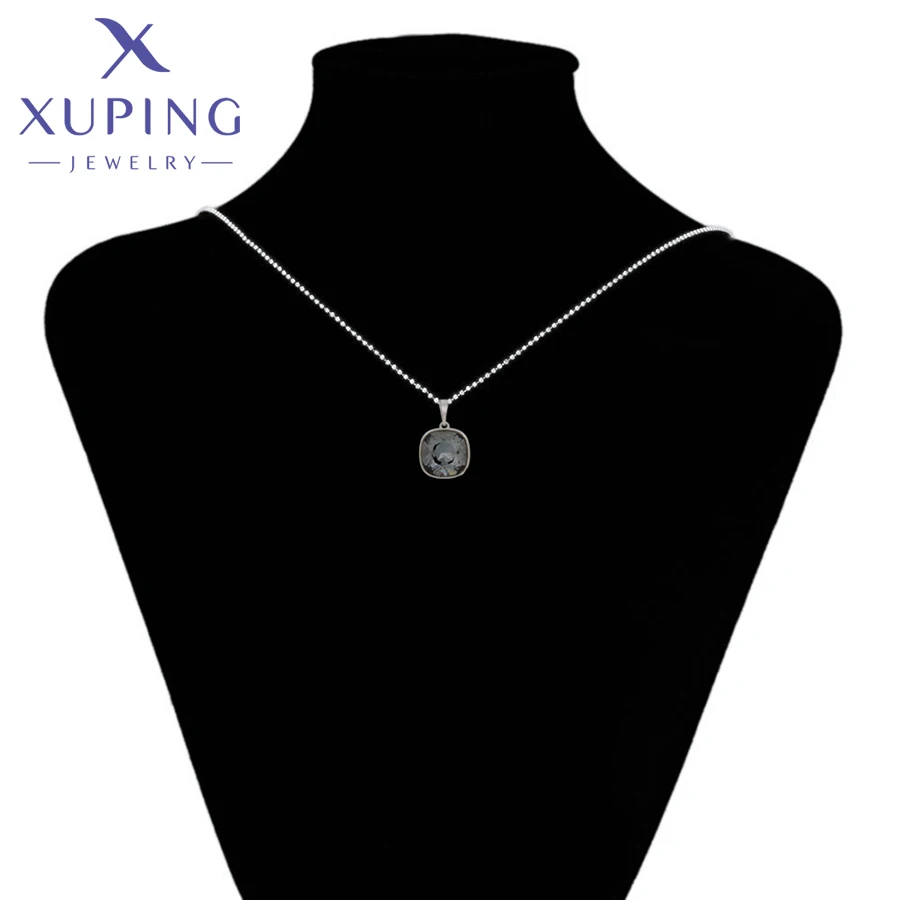 Xuping Jewelry Charm Square Fashion Elegant Crystal Pendant Necklace of Rhodium Color for Women Party Gift A00622005